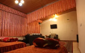 ویلای ساحلی یکخوابه شش تخته (اقامت با صبحانه)