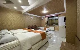 سوئیت دو خوابه vip جکوزی دار (اقامت با صبحانه)