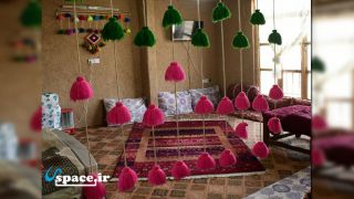 اتاق 35 متری شماره سه دارای سرویس بهداشتی ایرانی اختصاصی (طبقه دوم)