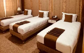 اتاق سه تخته استاندارد(سینگل) (اقامت با صبحانه)