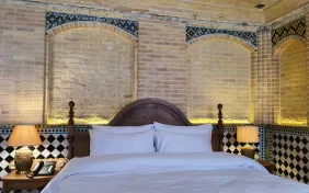 اتاق دوتخته شاباجی (اقامت با صبحانه)