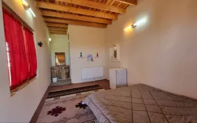 اتاق دوتخته عمارت صدرا (اقامت باصبحانه)